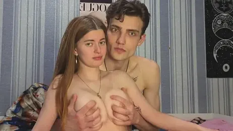 EmiliaCouple webcam stripchat model stream image