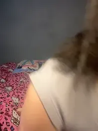 strwbrrymilk webcam model stream image