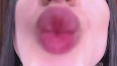 LorraineQueal webcam cam4 model stream image