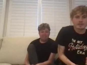 2hungboys webcam model stream image