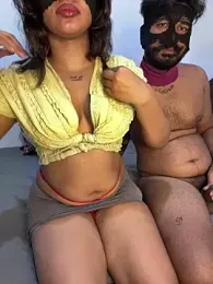 Oshadi_ruchira webcam stripchat model stream image