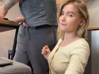 adele_nick2202 webcam model stream image