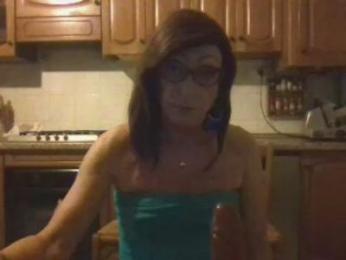 Tiabet webcam model stream image