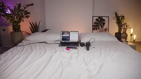 SexyGames webcam model stream image