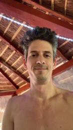 PianoTobe webcam cam4 model stream image