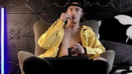 SirReed webcam model stream image