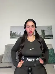 SophieRoyals webcam model stream image