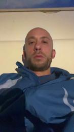 ItaDickyToy webcam cam4 model stream image