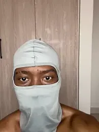 RoyaltyRox webcam stripchat model stream image