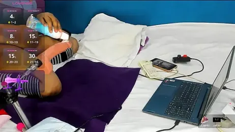 Love_Winss webcam model stream image