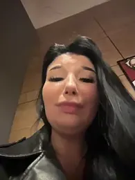 Tisha_Busty webcam model stream image