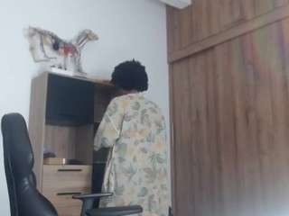 avrilevans webcam model stream image