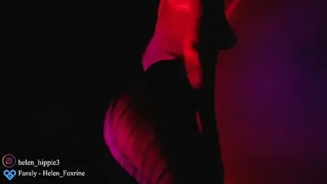 FoxRineHelen webcam model stream image