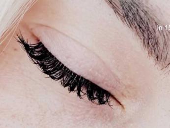 Kocmoc_Katerina webcam model stream image