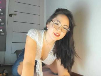 azur-moon webcam bongacams model stream image