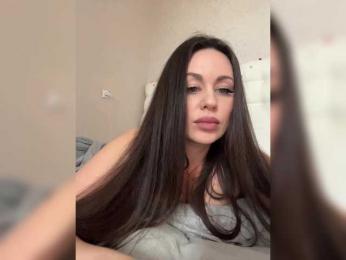 -Hennessy- webcam bongacams model stream image