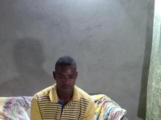 Tairon Tuck webcam model stream image