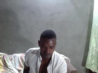 Tairon Tuck webcam model stream image