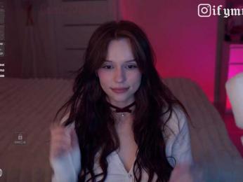 fymryn webcam bongacams model stream image