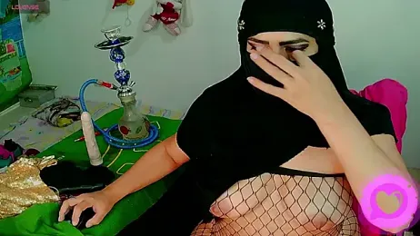 SultanaLayla webcam model stream image