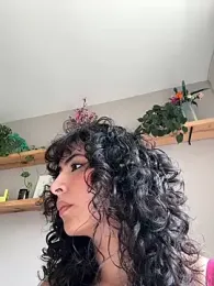 SugarTroubl33 webcam model stream image