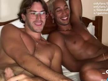 blondultra webcam model stream image