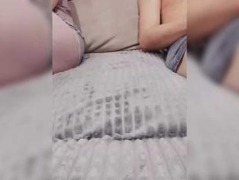 Love-para111 webcam model stream image