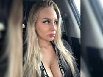 Lovensesgirl webcam model stream image