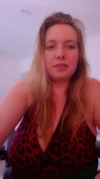 QueenHeart18 webcam cam4 model stream image