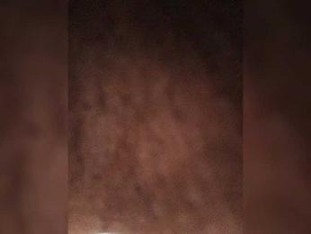 ZulfaMillers webcam model stream image