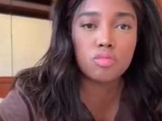 naommiscott webcam camsoda model stream image