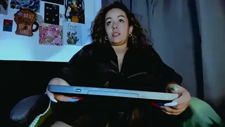 joan-star webcam model stream image