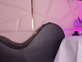 inndra-hot webcam model stream image