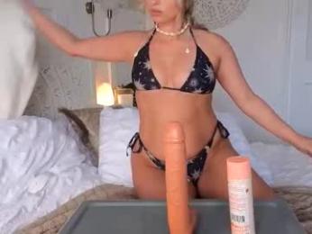 daisydreams_cumtrue webcam model stream image