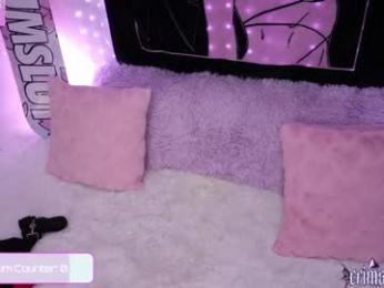 crimsonkitten webcam model stream image
