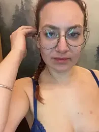 ladoucedu34 webcam model stream image