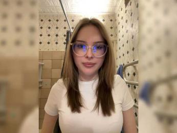 Lovelova webcam model stream image