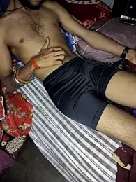 Herecallboyyash webcam model stream image