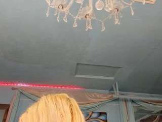 adrianna777 webcam camsoda model stream image