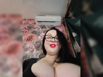 ViktoryDimond webcam model stream image