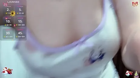 LtReina webcam stripchat model stream image