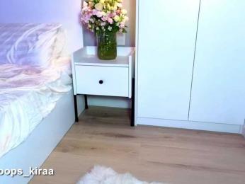 Oops_kiraa webcam model stream image