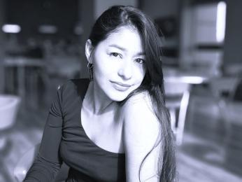 LauraCanek webcam model stream image