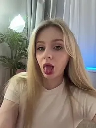 CaseyCumFace webcam model stream image