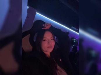 OlivkaVif webcam model stream image