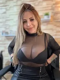 _Abril-Office1 webcam stripchat model stream image