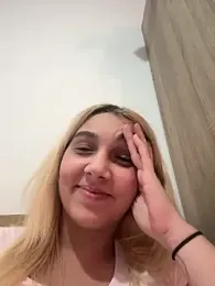 hotamanda01 webcam model stream image