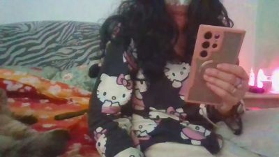 Laayla webcam model stream image