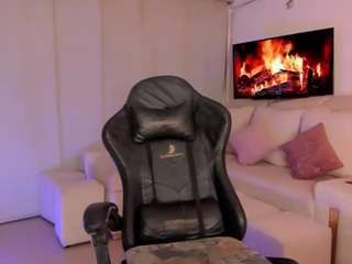 badrosse webcam model stream image