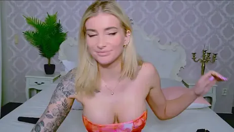 Lia_Benini webcam model stream image